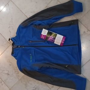 Chemo Cozy fleece infusion jacket.